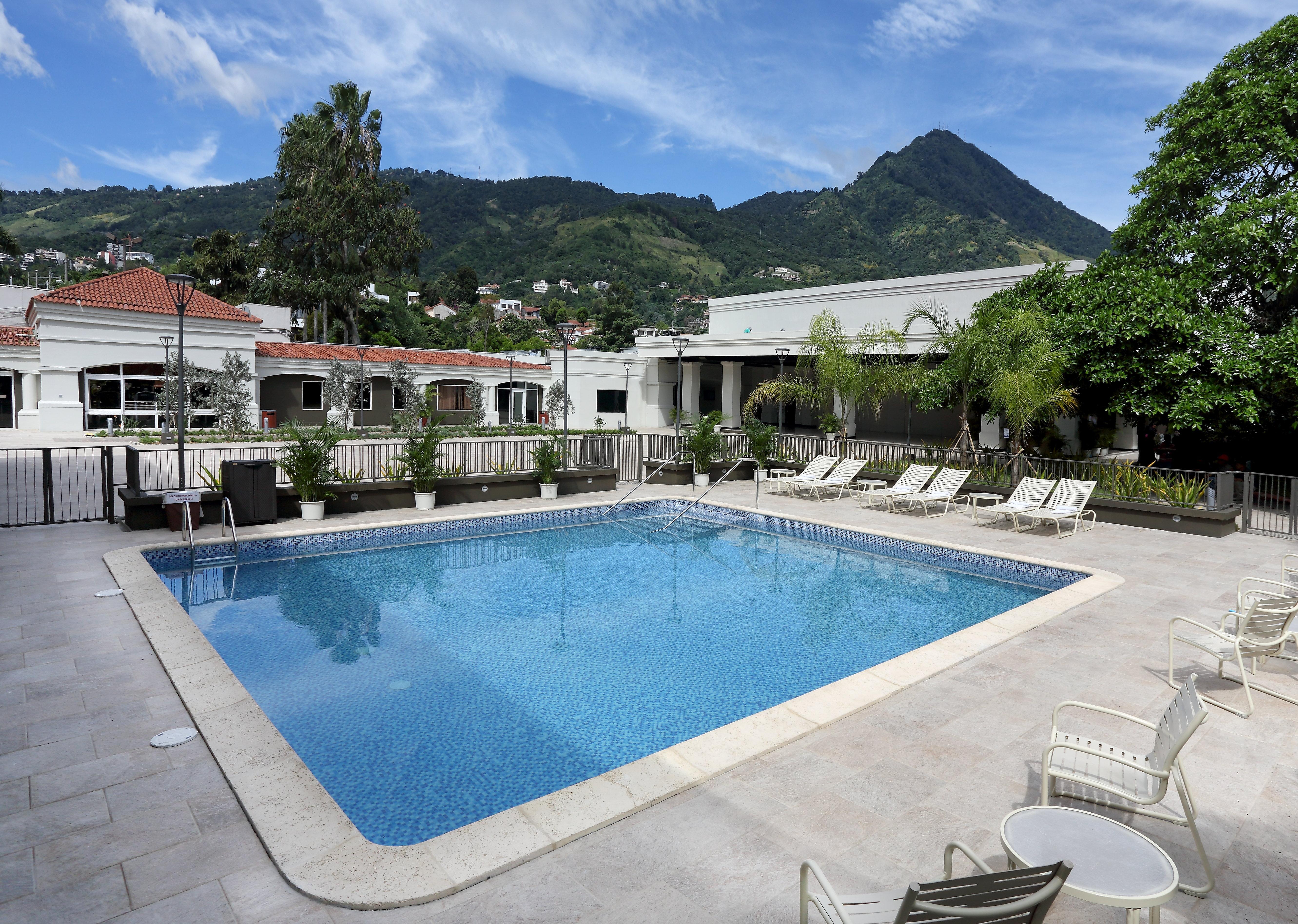Hilton San Salvador Hotel Eksteriør billede