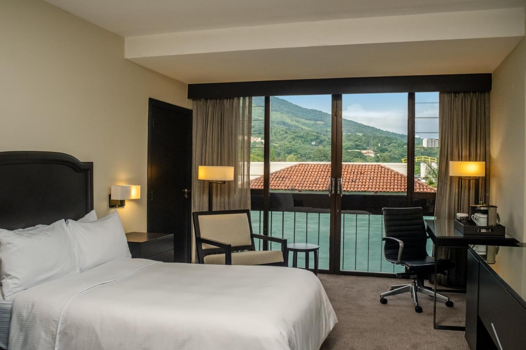 Hilton San Salvador Hotel Eksteriør billede