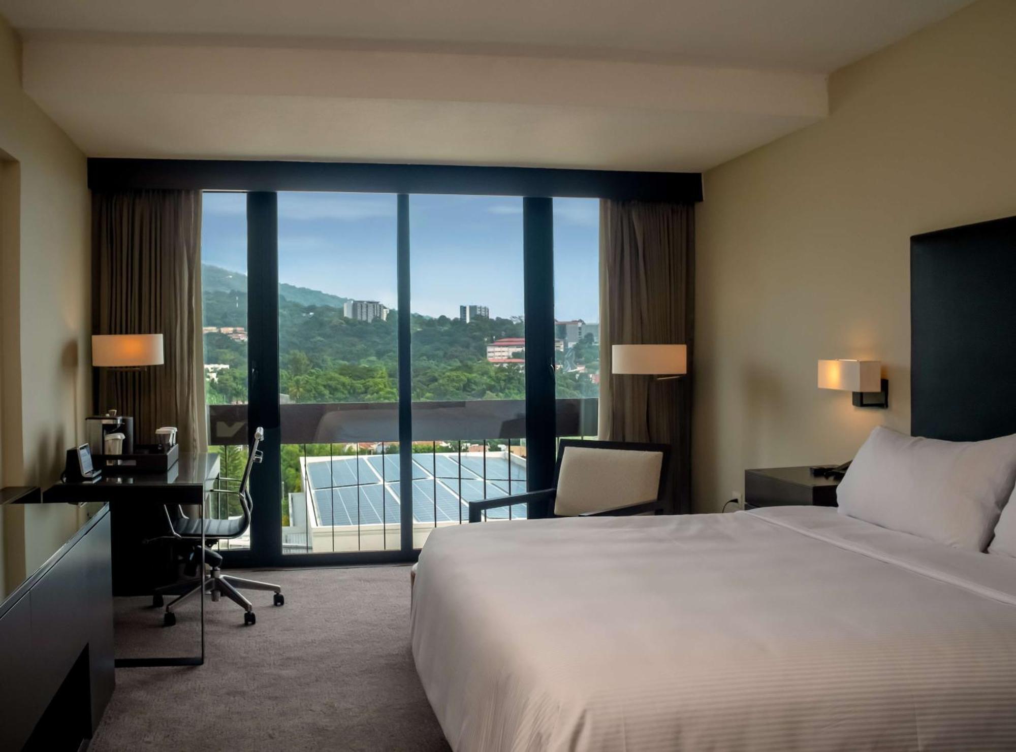 Hilton San Salvador Hotel Eksteriør billede